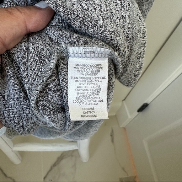 Free Press Gray Crew Neck Top No Sleep Club Size Large - Picture 9 of 11